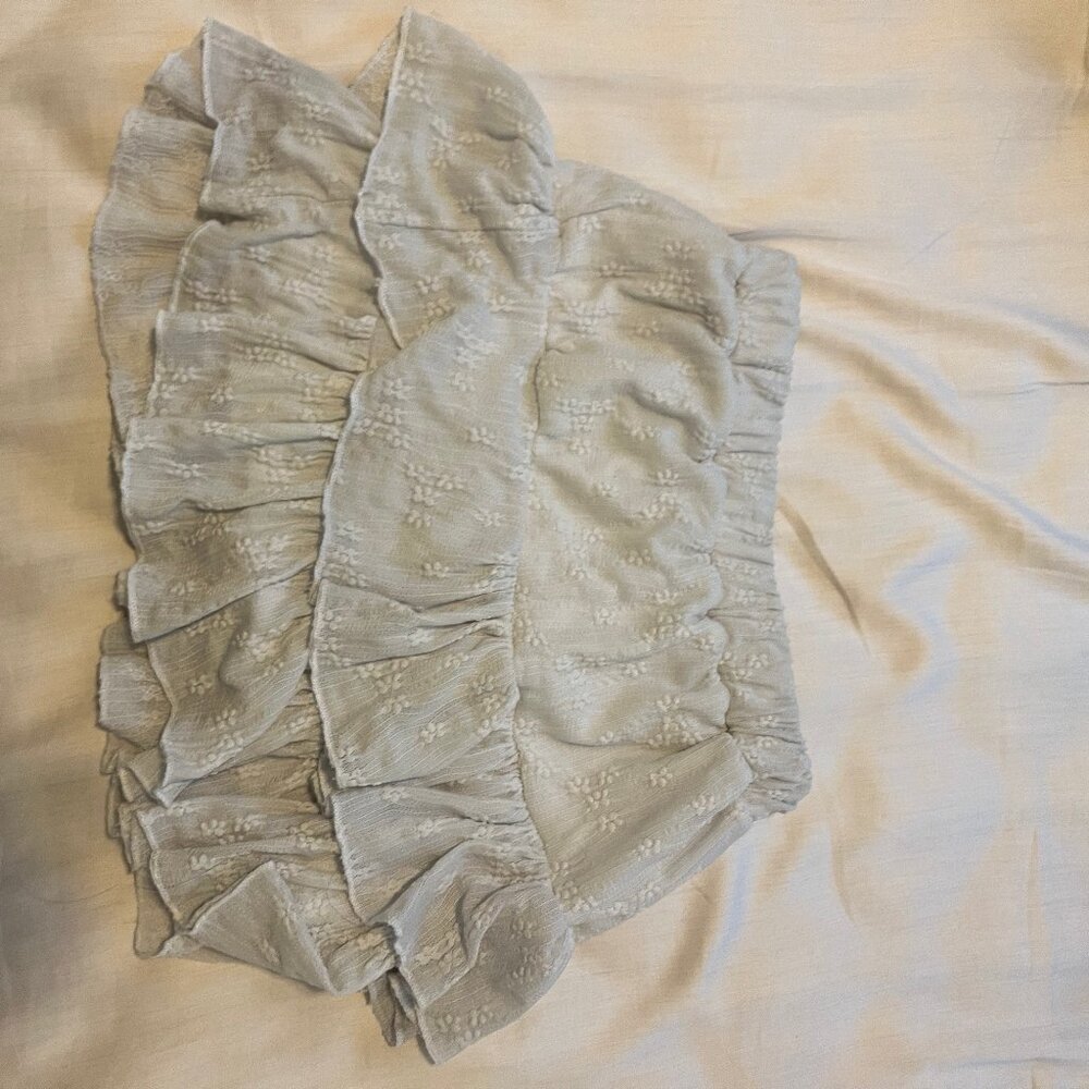 Flowy skirt